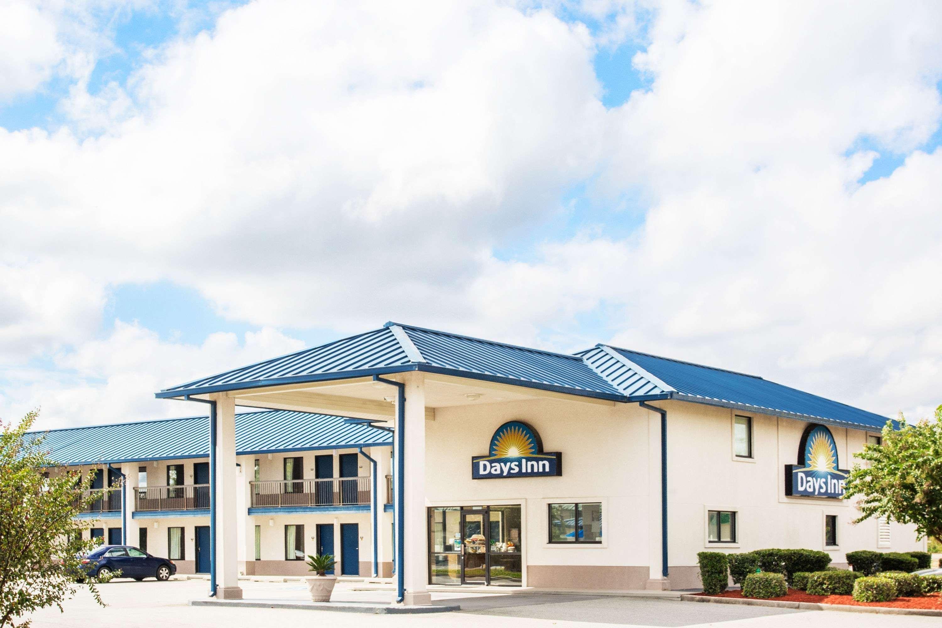 Days Inn By Wyndham Valdosta I-75 Екстер'єр фото