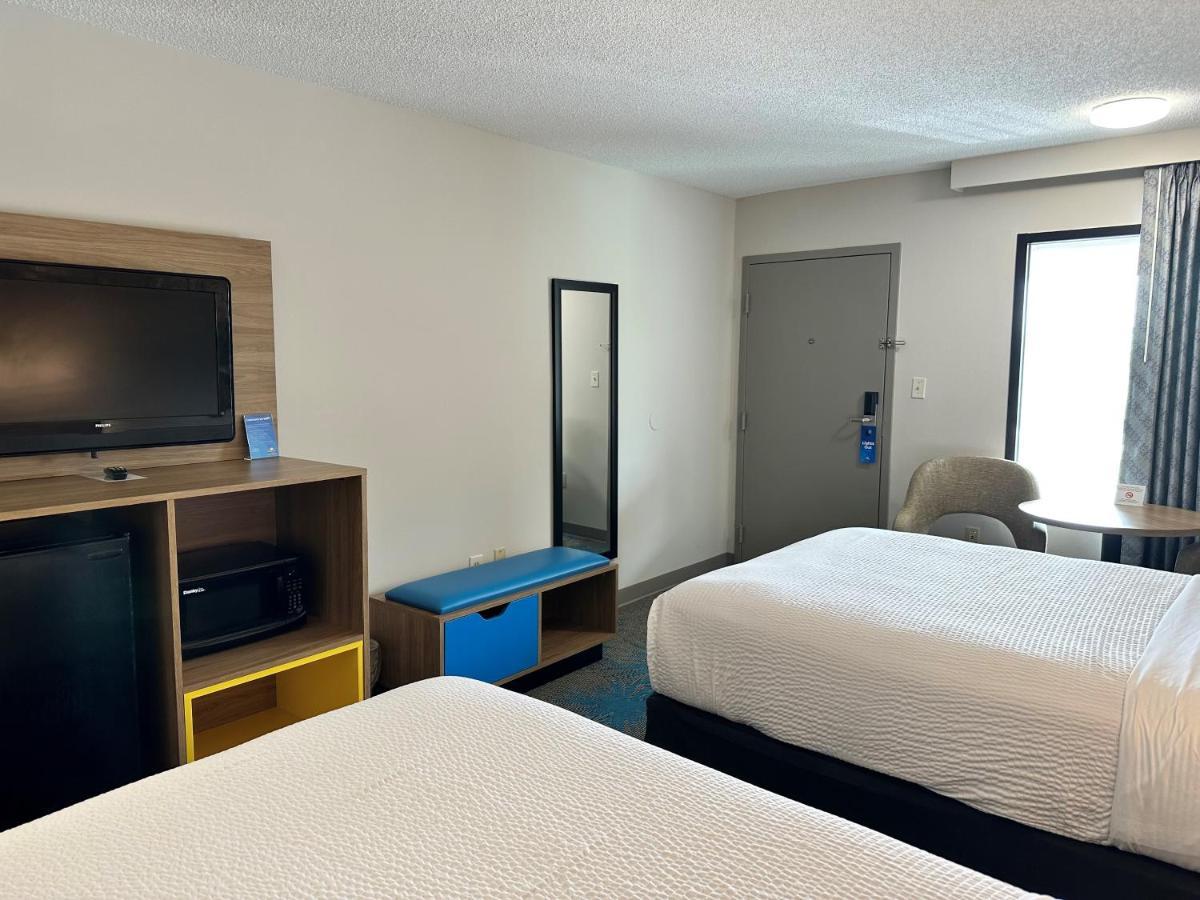 Days Inn By Wyndham Valdosta I-75 Екстер'єр фото