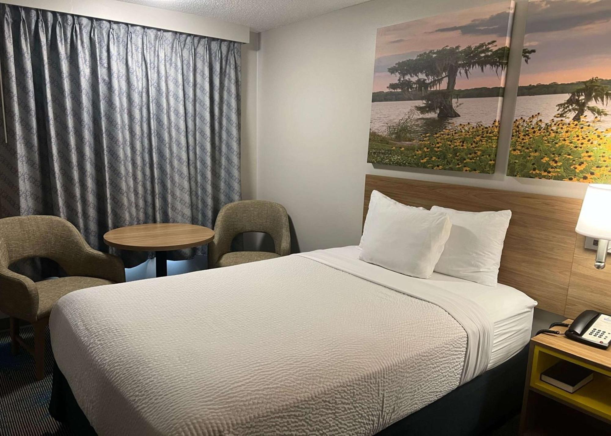 Days Inn By Wyndham Valdosta I-75 Екстер'єр фото